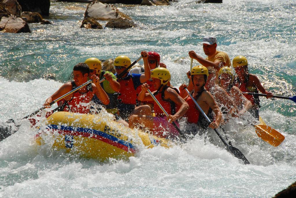 Отель Rafting Center Drina Tara Bastasi Экстерьер фото